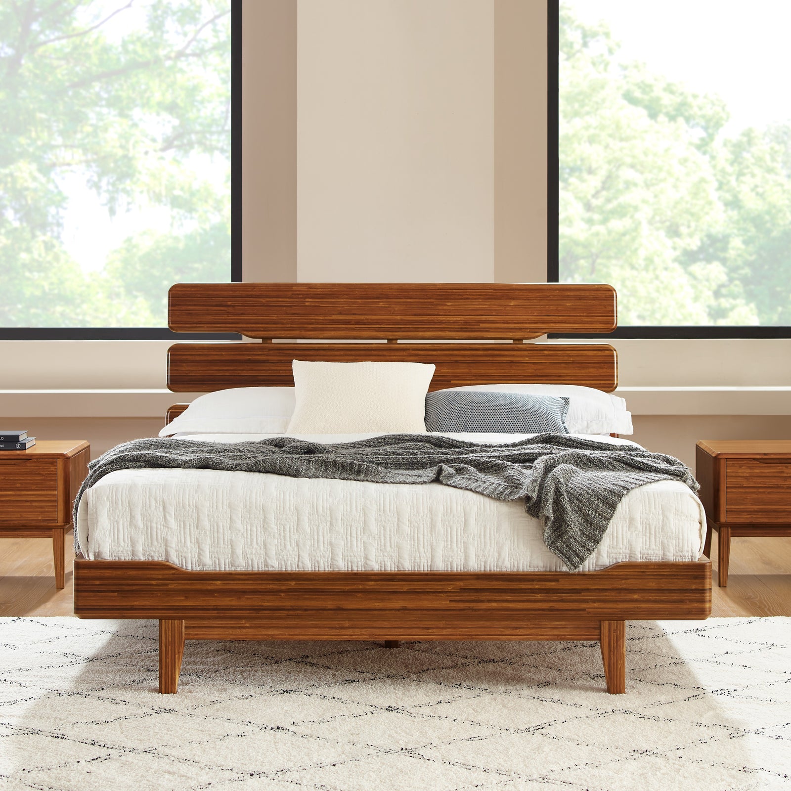Greenington Currant Platform Bed - Amber