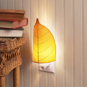 Eangee Leaf Night Light