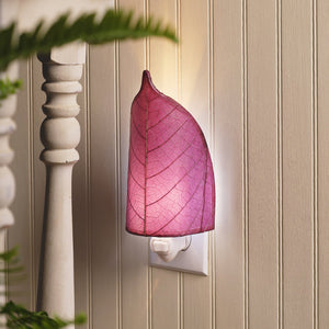 Eangee Leaf Night Light