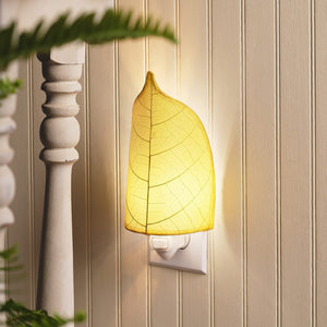Eangee Leaf Night Light