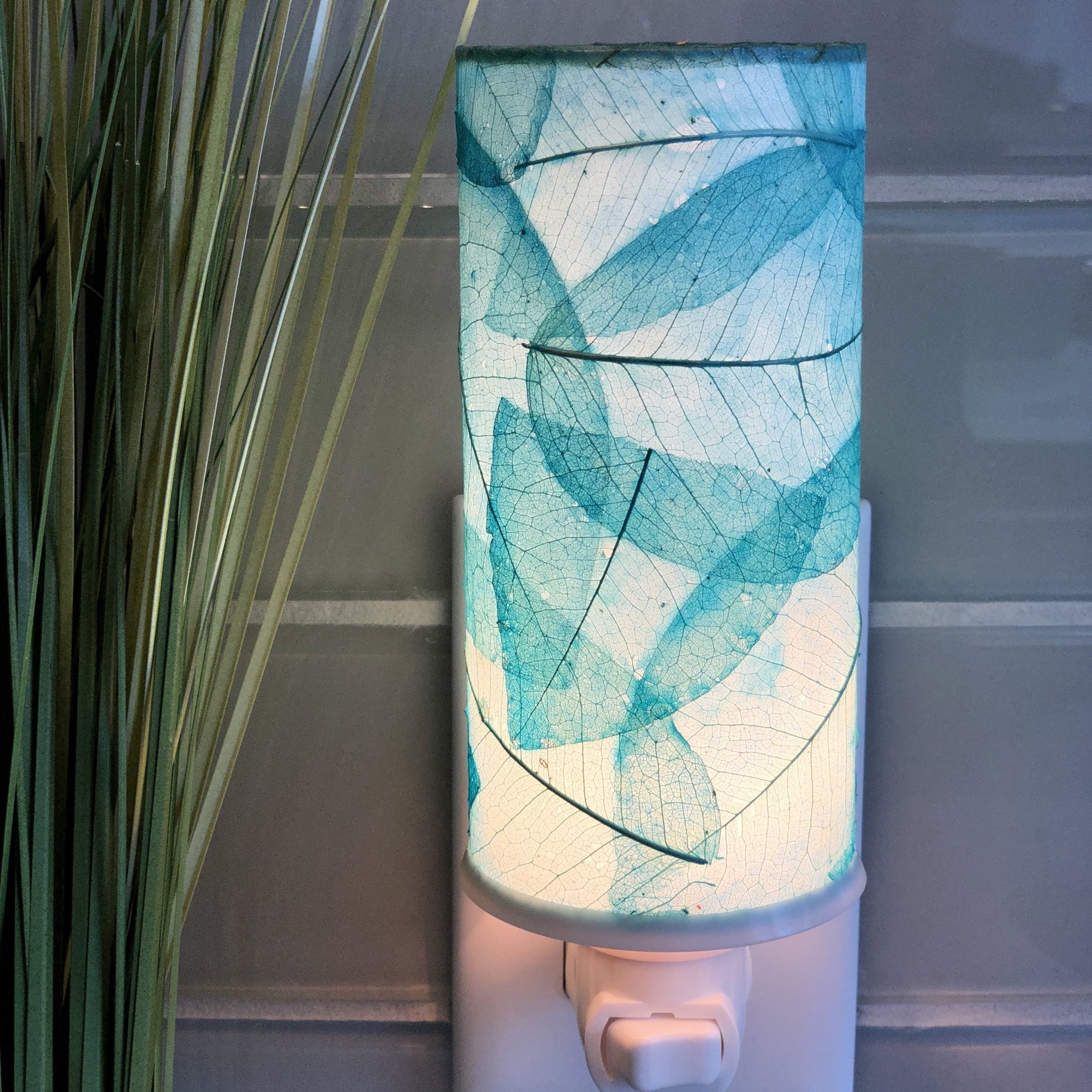 Eangee Cylinder Night Light